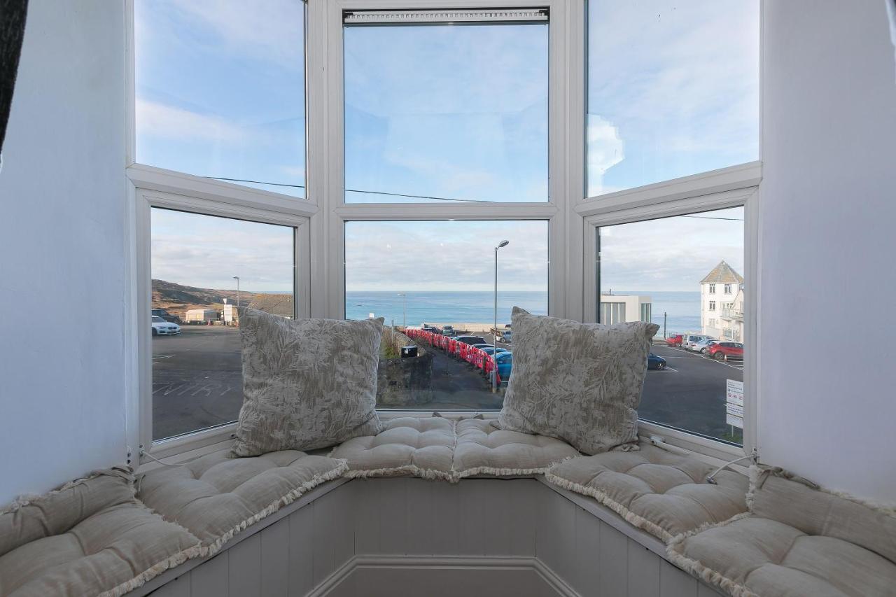 Jesse'S Place St Ives Екстериор снимка